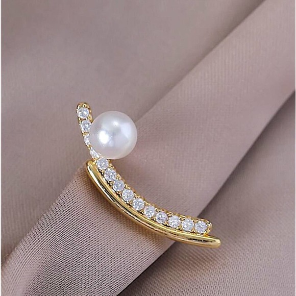 Gold Pearl Zircon Ear Climber - Picture 2 of 5